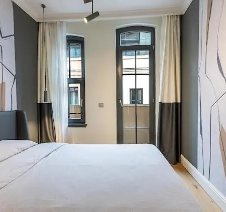 Apartment Taksim 360